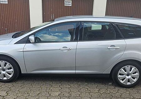Ford Focus Turnier 1.6 Ti-VCT Trend
