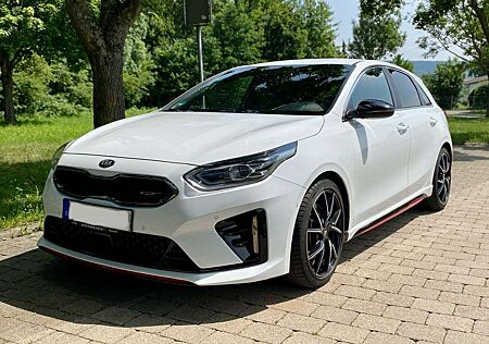 Kia Cee'd Ceed / Ceed 1.6 T-GDI DCT7 OPF GT