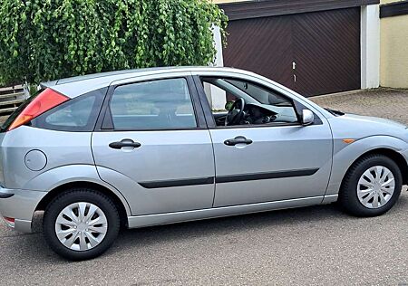 Ford Focus , erst 65tkm