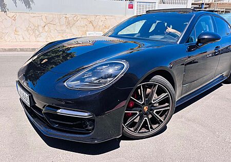 Porsche Panamera GTS