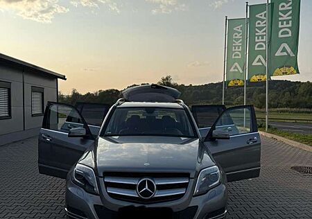Mercedes-Benz GLK 220 CDI 4Matic (BlueEFFICIENCY) 7G-TRONIC