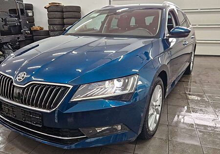 Skoda Superb Combi Style Xenon Navi Kamera Leder ACC