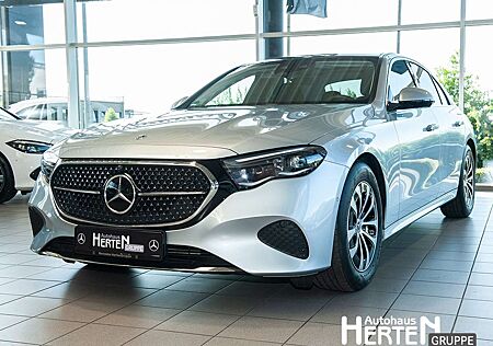 Mercedes-Benz E 220 d+AVANTGARDE+PANO+BURMESTER+AHK+360°+DAB+