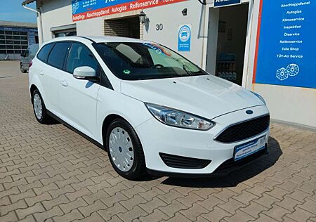 Ford Focus Turnier Trend TÜV-AU 11-2026