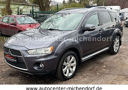 Mitsubishi Outlander Intense 4WD*Ahk*SHZ*7Sitzer*