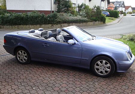 Mercedes-Benz CLK 200 CLK Cabrio 200 Kompressor Avantgarde