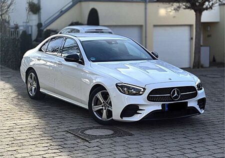 Mercedes-Benz E 220 d 9G-TRONIC AMG Line