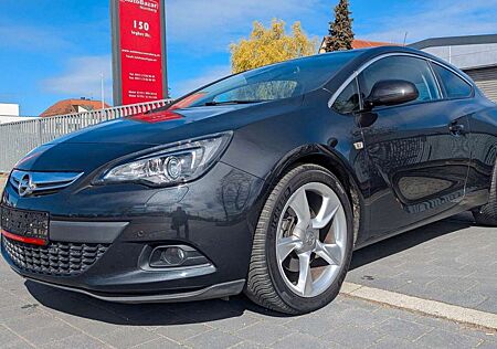 Opel Astra J GTC Innovation / T.leder / 140 PS / 19"