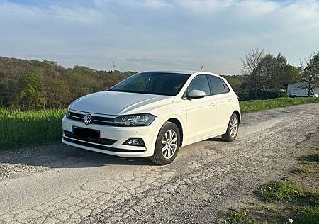 VW Polo Volkswagen 1.0 TSI DSG Highline
