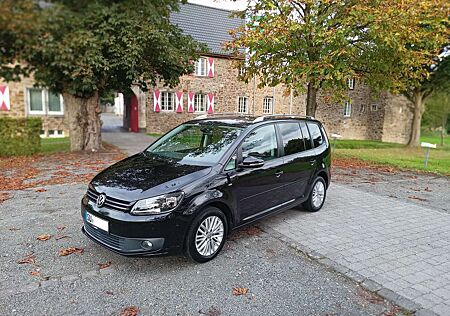 VW Touran Volkswagen 1.4 TSI DSG Cup