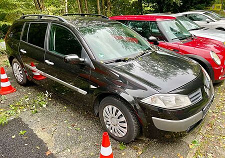 Renault Megane II Grandtour Dynamique | TÜV 11.26 |