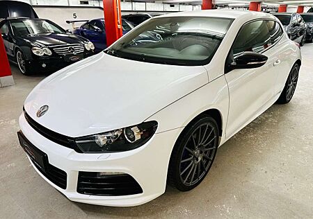 VW Scirocco Volkswagen R 2.0 TSI DSG Schalensitze|Dynaudio|Nav