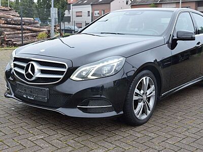 Mercedes-Benz E 350 BlueTEC 4-Matic*Navi*SSD*Standheizung*TV*