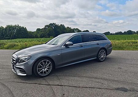 Mercedes-Benz E 220 d T 9G-TRONIC Sportstyle Edition AMG Styling