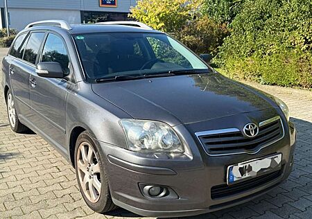 Toyota Avensis 2.0 D-4D|Euro4|1Hand|Klima|