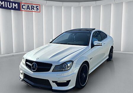 Mercedes-Benz C 63 AMG Coupe *Finanzierung*DE*