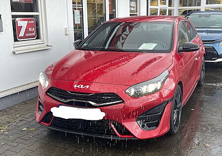 Kia Cee'd Ceed / 1.6 T-GDI DCT7 OPF GT