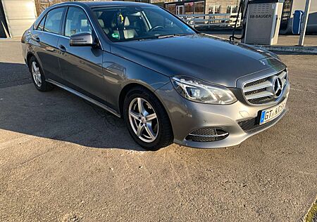 Mercedes-Benz E 220 BlueTEC BlueEFFICIENCY Edition 9G-TRONIC Elegance