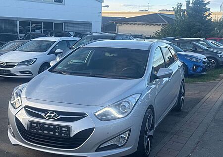 Hyundai i40 cw Style*NEU*TÜV*136PS* EURO5* Tempomat*