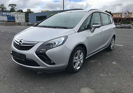 Opel Zafira Tourer KlimAut NAVI St/Stop SitzH 2xPDC StKetNeu SR WR SB