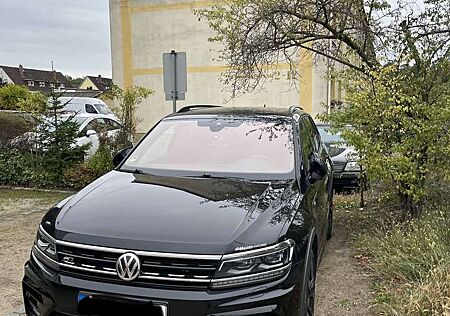 VW Tiguan Allspace Volkswagen R-line