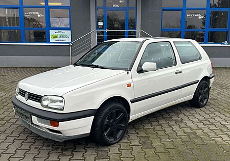VW Golf Volkswagen -- AUTOMATIK--