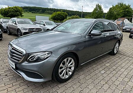Mercedes-Benz E 200 d LEDER NAVI LED DISTR KAMERA AHK AMBI