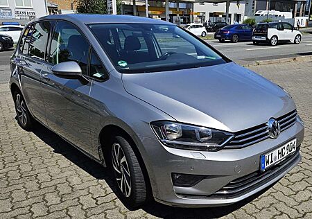 VW Golf Sportsvan Volkswagen 1.6 TDI (BlueMotion Technology) Sou