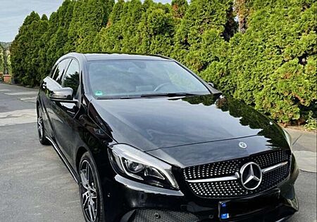 Mercedes-Benz A 200 d 7G-DCT AMG Line