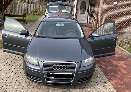 Audi A3 1.6 Attraction