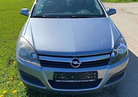 Opel Astra 1.8 Caravan Edition