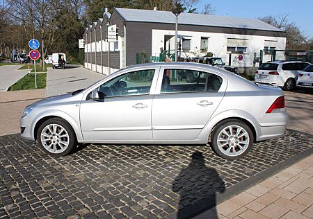 Opel Astra 1.6 Edition/Alu/Klima/1-Hand/85Tkm/Tüv NEU.