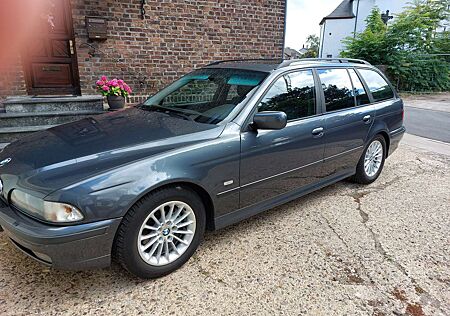 BMW 523i 523 +touring