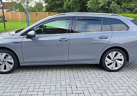 VW Golf Variant Volkswagen Golf VIII Variant Diesel 2.0 TDI SCR DSG Style