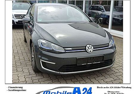 VW Golf Volkswagen e- 1.HAND LED NAVI