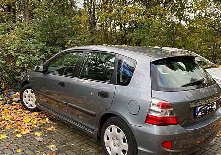 Honda Civic 1.6i LS