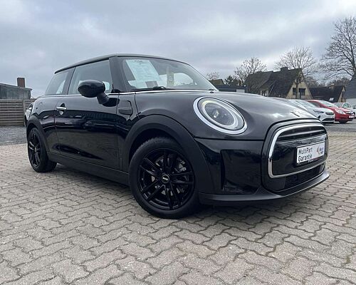 MINI One ESSENTIAL TRIM FACELIFT DSG LED NAVI 1.HD