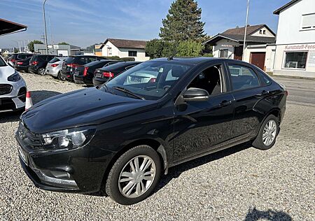 Lada Vesta 1.6i Automatik Klima Euro6 1.Hand SHZ PDC