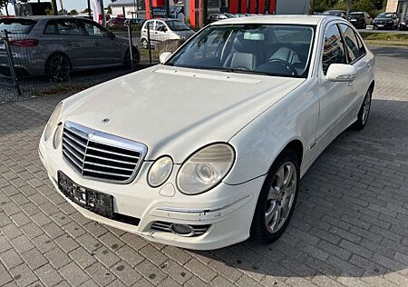 Mercedes-Benz E 320 CDI Lim. Avantgarde Leder PDC Xenon Comand