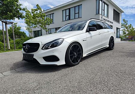 Mercedes-Benz E 400 AMG E43 AMG ILS LED NAVI SHD 19 Zoll