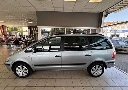 Ford Galaxy 1.9 TDI als 7-Sitzer möglich Standheizung