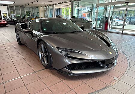Ferrari Others SF90 VOLLCARBON/LIFT/HIFI/DEUTSCH