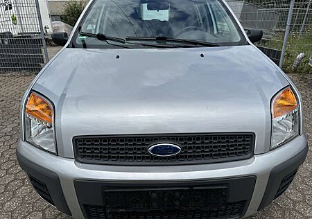 Ford Fusion Style