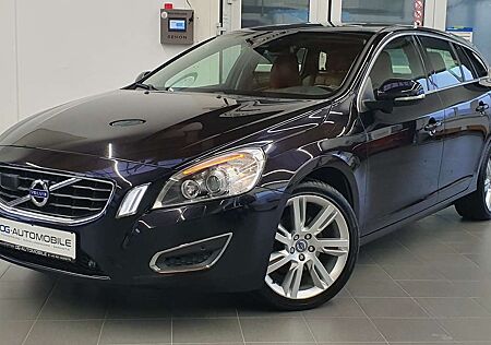 Volvo V60 Automatik 2.0 D4 Summum*Bi-Xenon*NAVI*Kamera