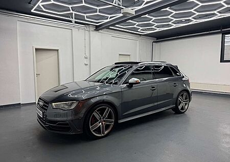 Audi S3 Sportback 2.0 TFSI quattro*PANORAMA*ACC*R-KAM*
