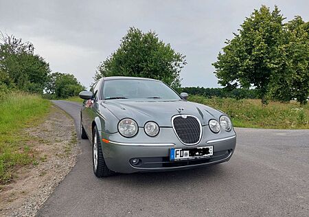 Jaguar S-Type Diesel 2.7 Twin Turbo Diesel Aut. Executive