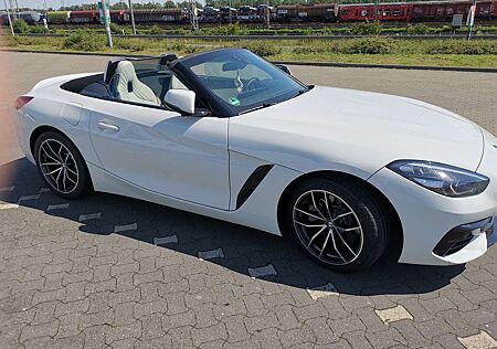 BMW Z4 sDrive20i Sport Line