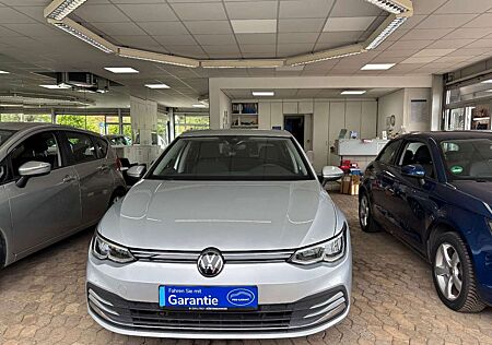 VW Golf Volkswagen VIII Lim.Navi!Kamera!Std.Heiz.!S.Hzg.hinten