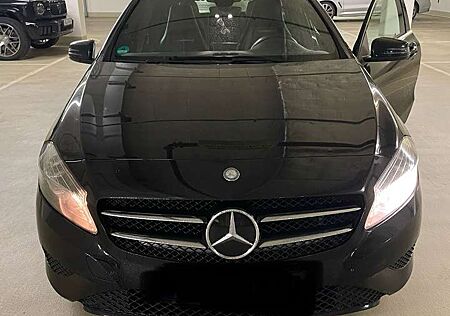 Mercedes-Benz A 180 A-Klasse (BlueEFFICIENCY) Style