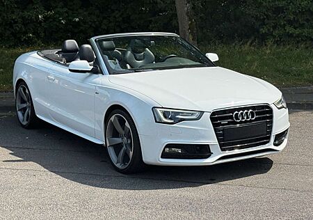 Audi A5 Cabriolet 3.0 TDI quattro,S line,245PS,LED